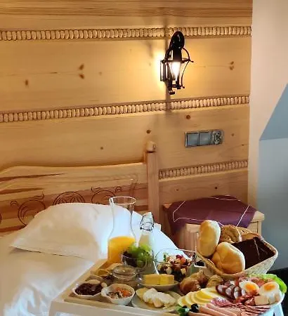 Eco Grand Karpatia Ski&wellness 아파트호텔 무르자시츨