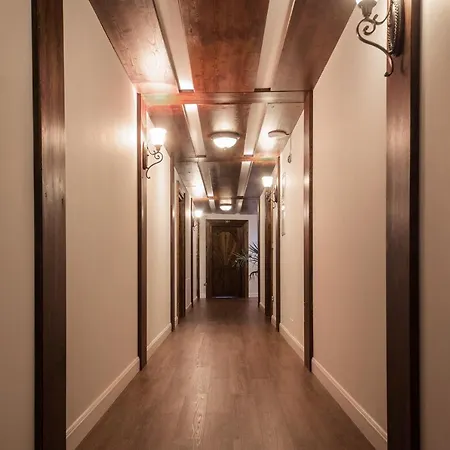 Eco Grand Karpatia Ski&wellness 무르자시츨